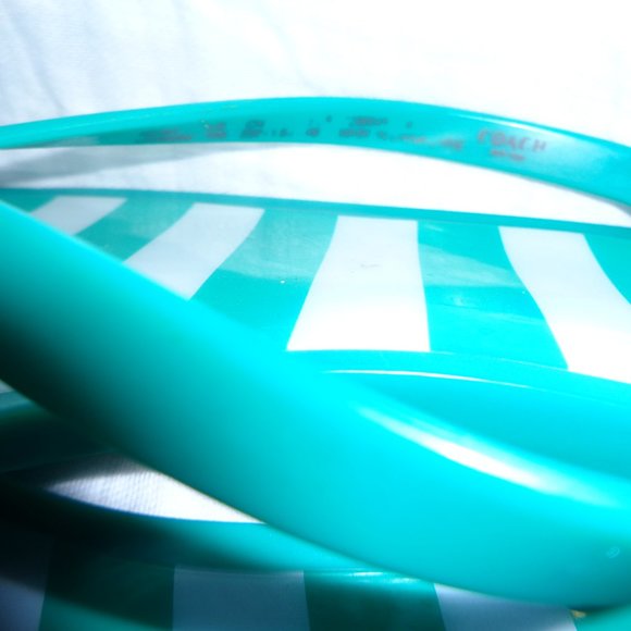 Coach Landon Sandals Flip Flop Thong Sandals Metal Bow Stripes Green Size 10 - Picture 3 of 5